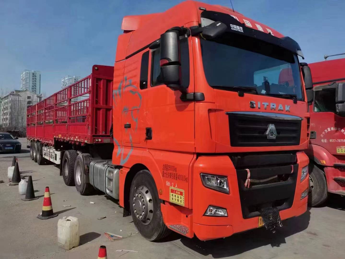 二手半掛牽引車